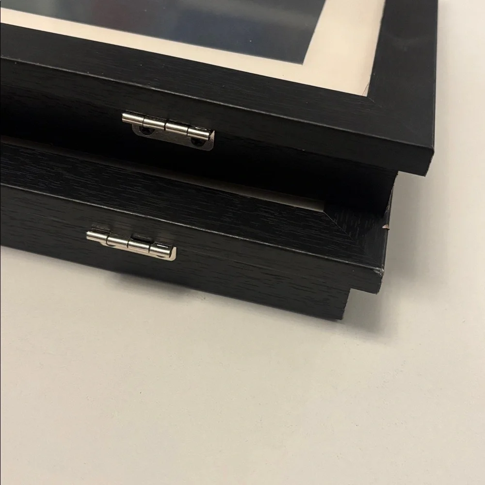 Elegant Black and White Picture Frame Set
